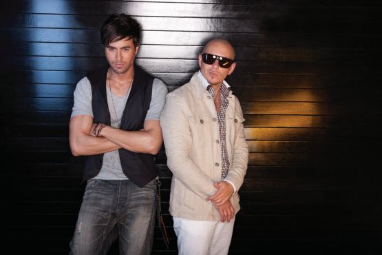 Enrique Iglesias ft. Pitbull I Like How It Feels Dinle